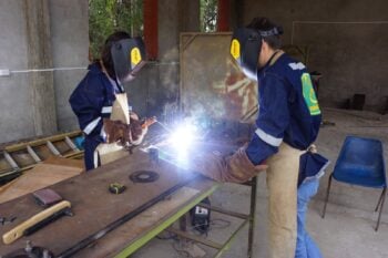 windaid volunteers welding on the project