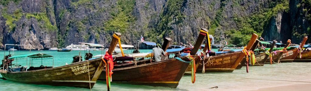 volunteer in asia