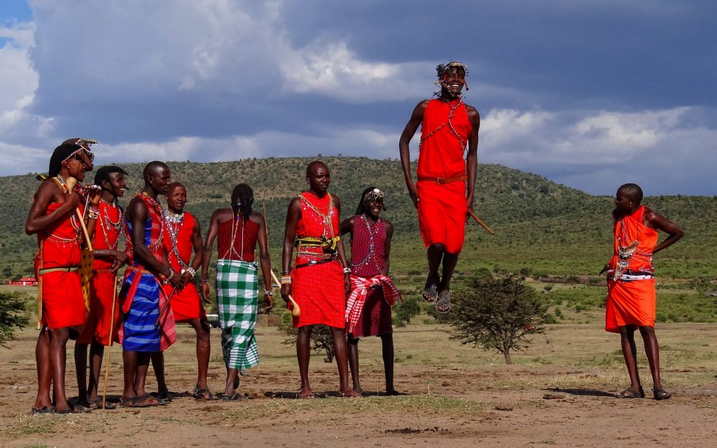 Traditional Maasai Dance volunteer in Tanzania