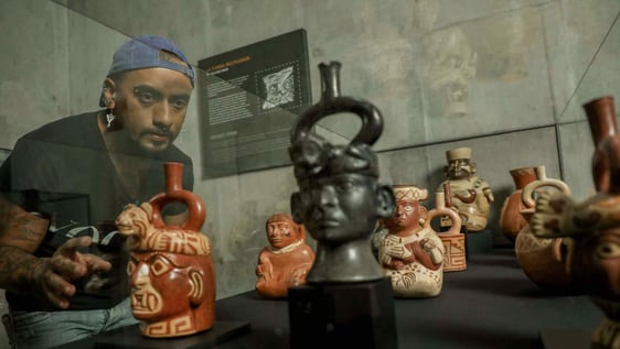 Archaeological artefacts and community engagement 