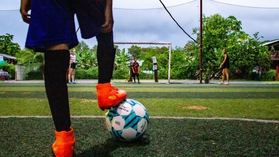 volunteer costa rica, soccer, fubal