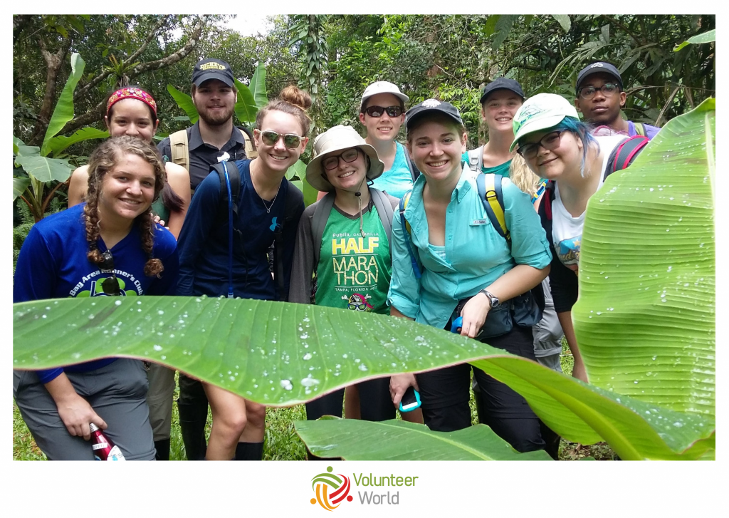 volunteer and travel in peru