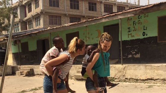 The local way to carry a child