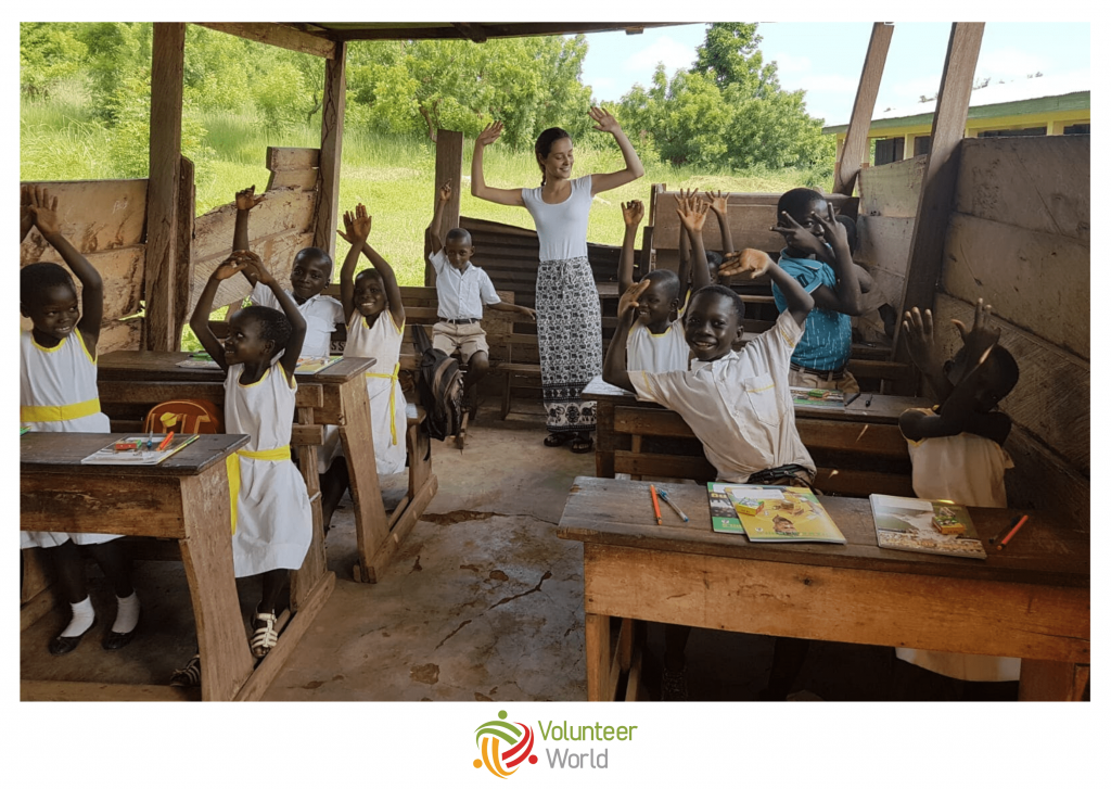 teaching volunteer in ghana